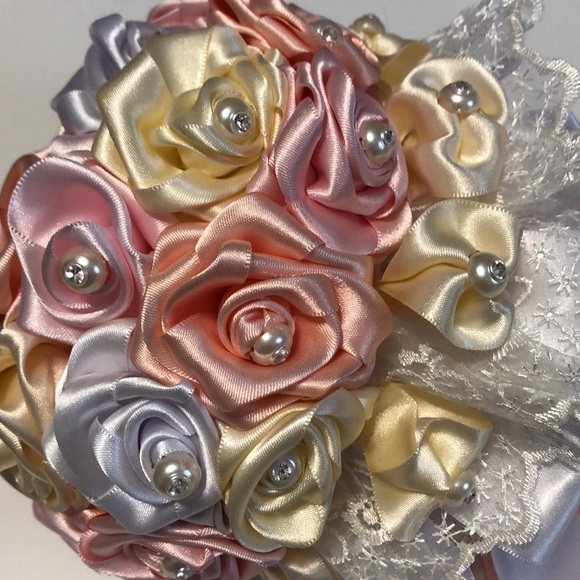 Bridal Bouquet - Picture 9 of 9